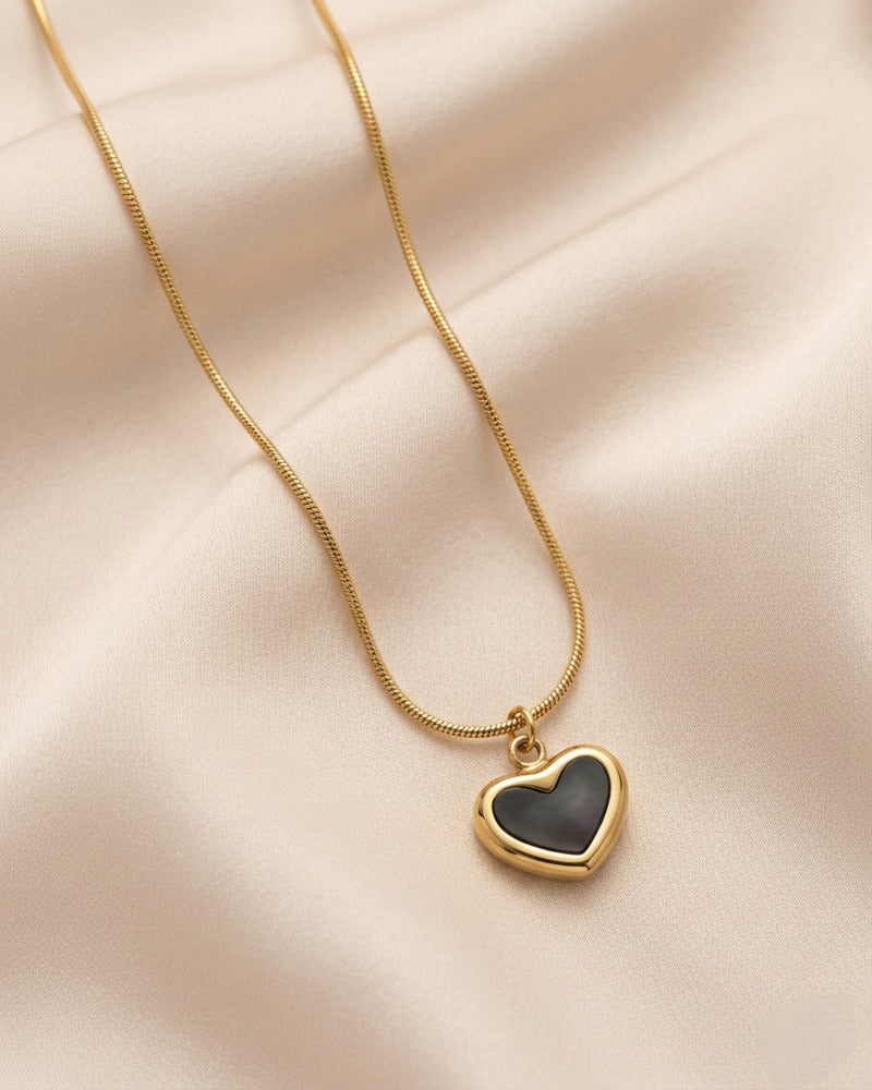Black Heart Snake Chain Necklace