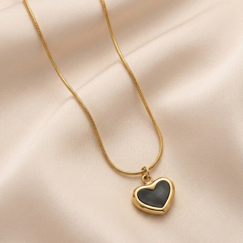 Black Heart Snake Chain Necklace