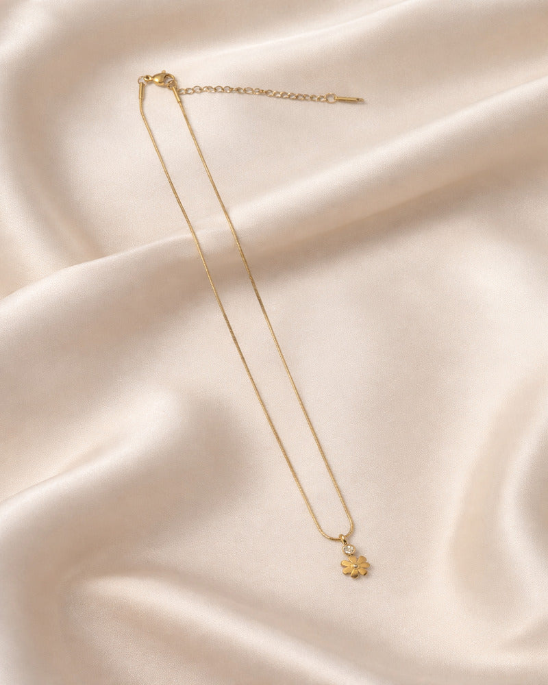 Daisy & Crystal Drop Pendant Necklace