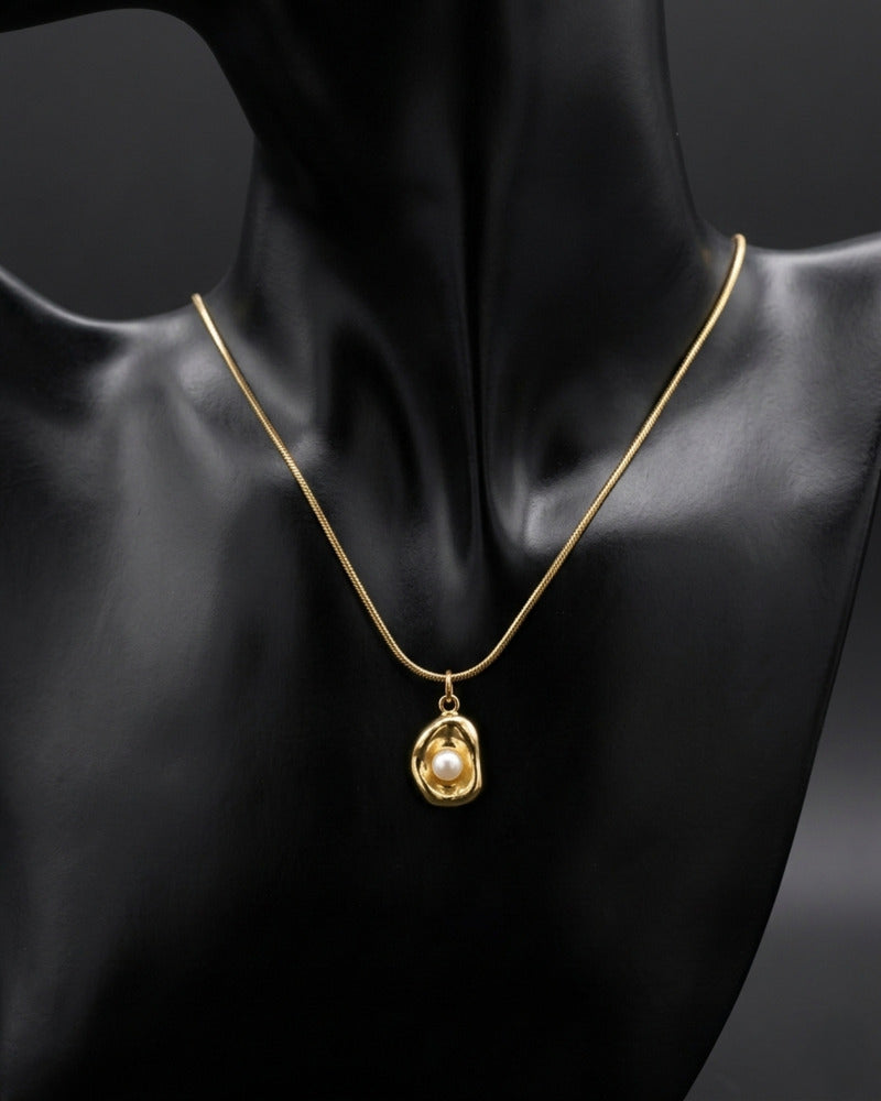 Pearl Molten Drop Snake Chain Necklace