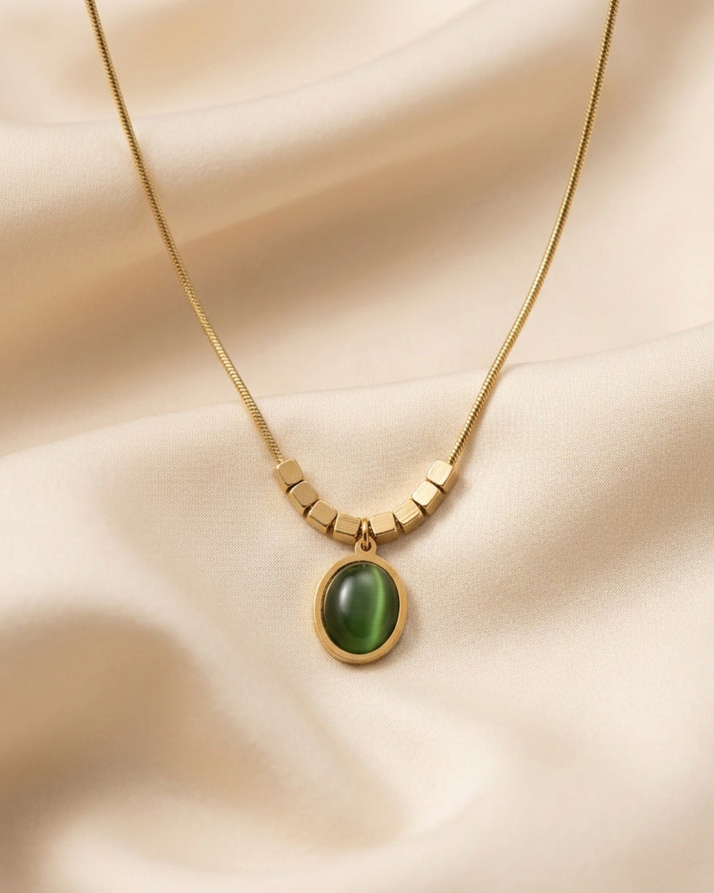 Green Cats Eye Oval Pendant Necklace