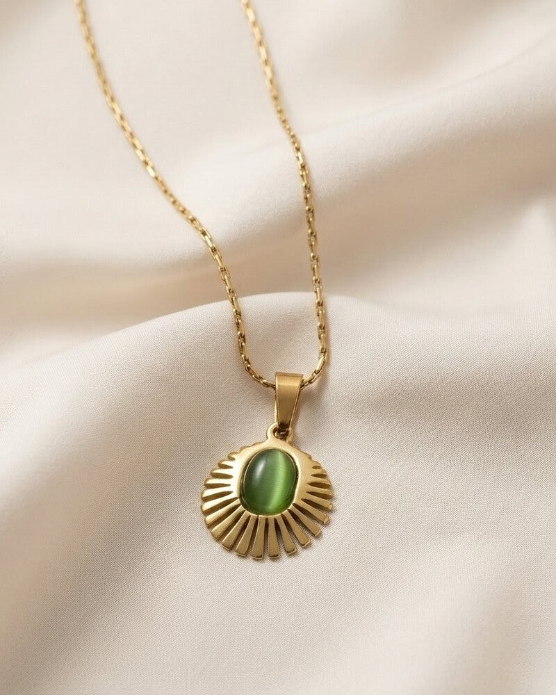 Green Tiger Eye Sunburst Rope Chain Necklace