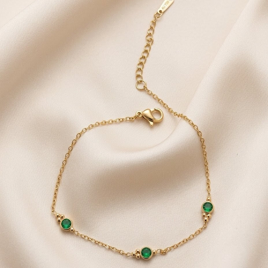 Minimalist Emerald Green Solitaire Crystal Station Gold Plated Bracelet