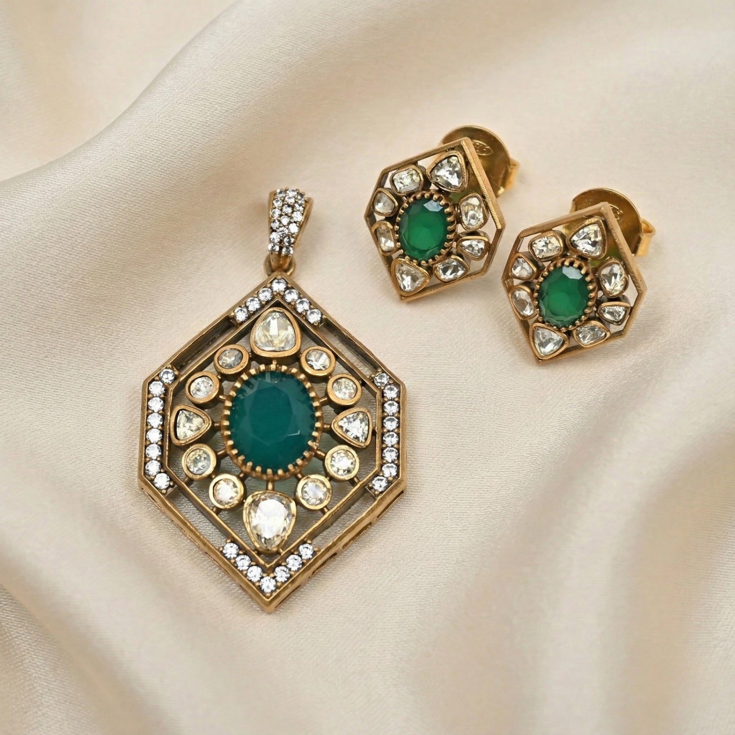 Emerald Époque Moissanite Jewelry Set in Silver 925
