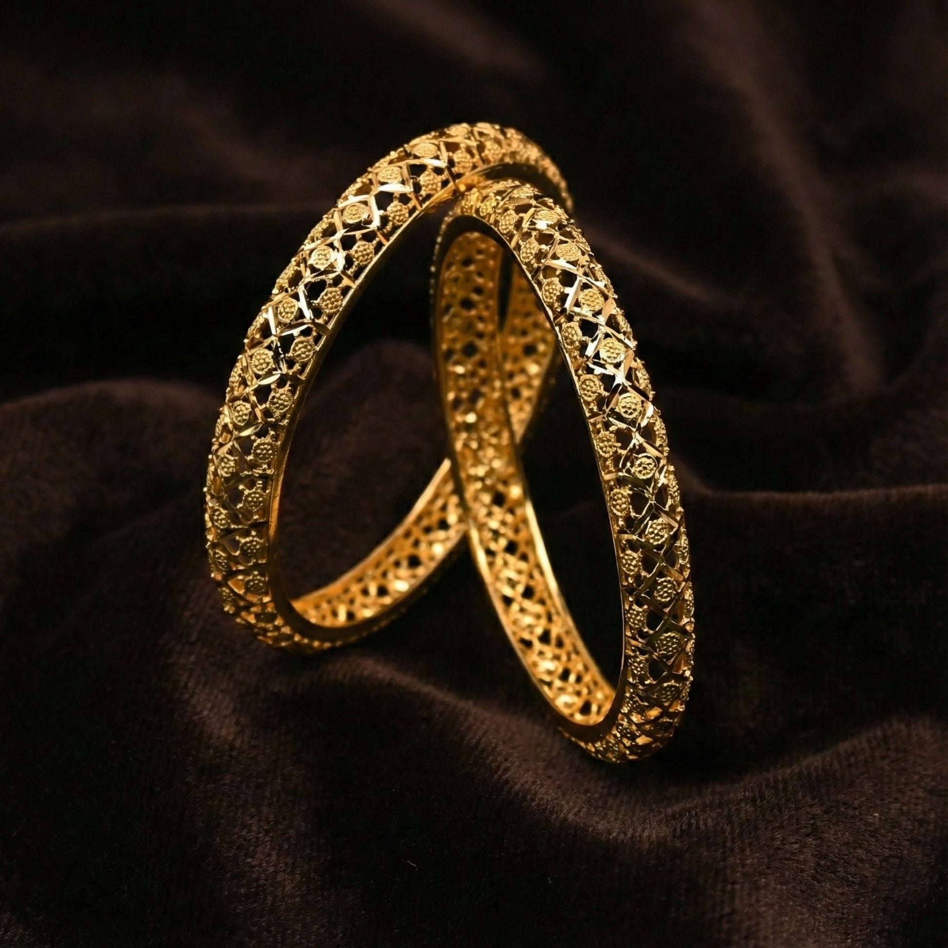 Seravine Lattice Floral Engraved Bangles in Silver 925 (Gold Polished)