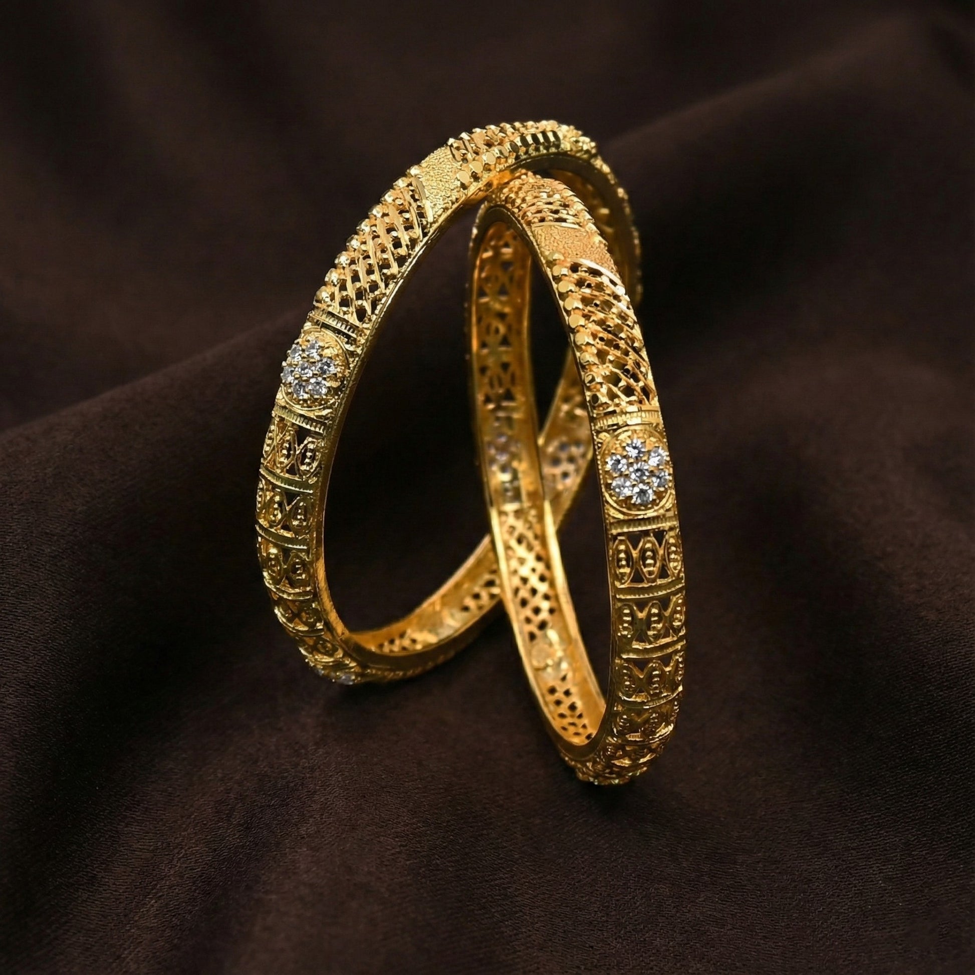 Ardenyx Mixed Lattice Engraved Bangles in Silver 925 (Gold Polished)