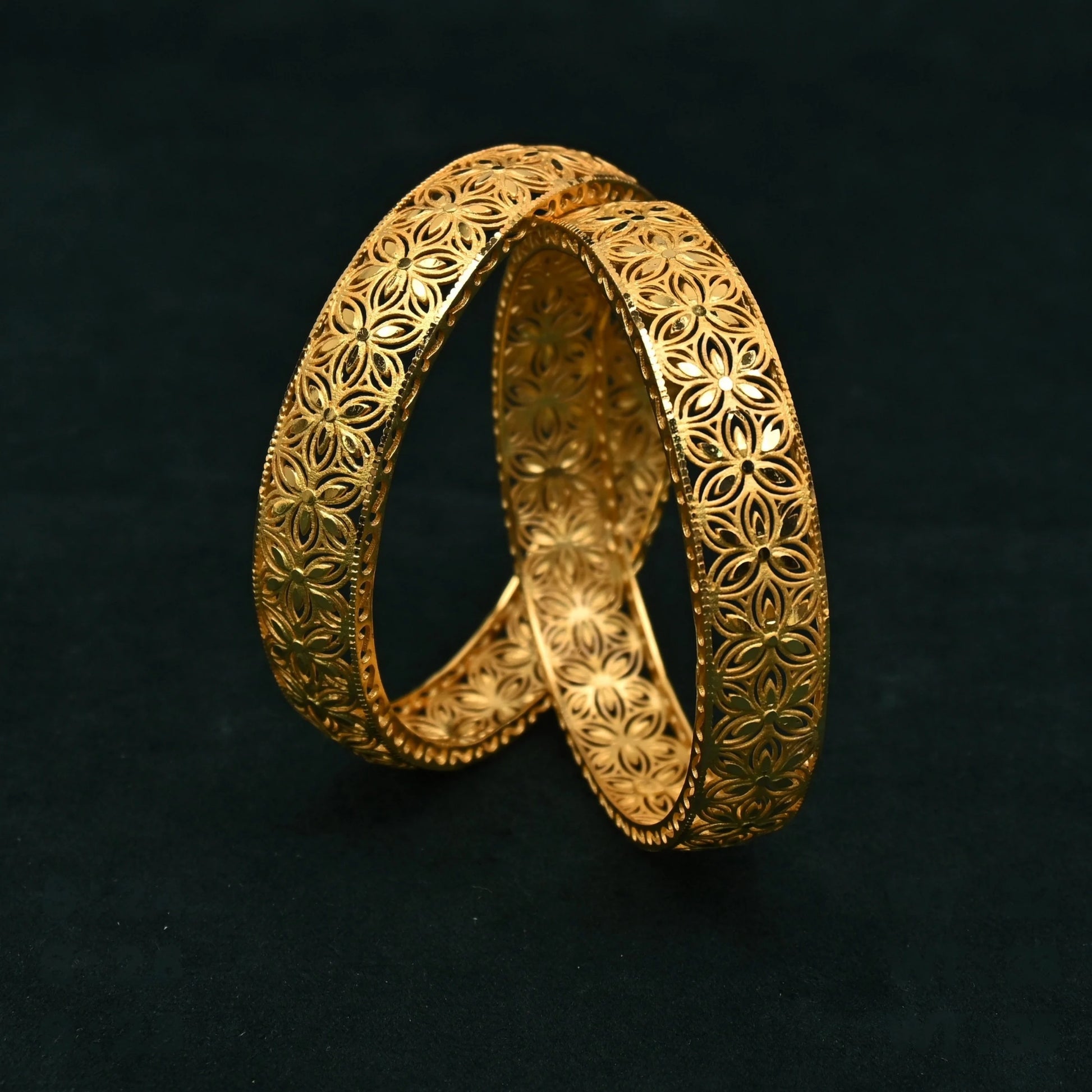 Solverin Repetitive Floral Engraved Bangles in Silver 925 (Gold Polished)