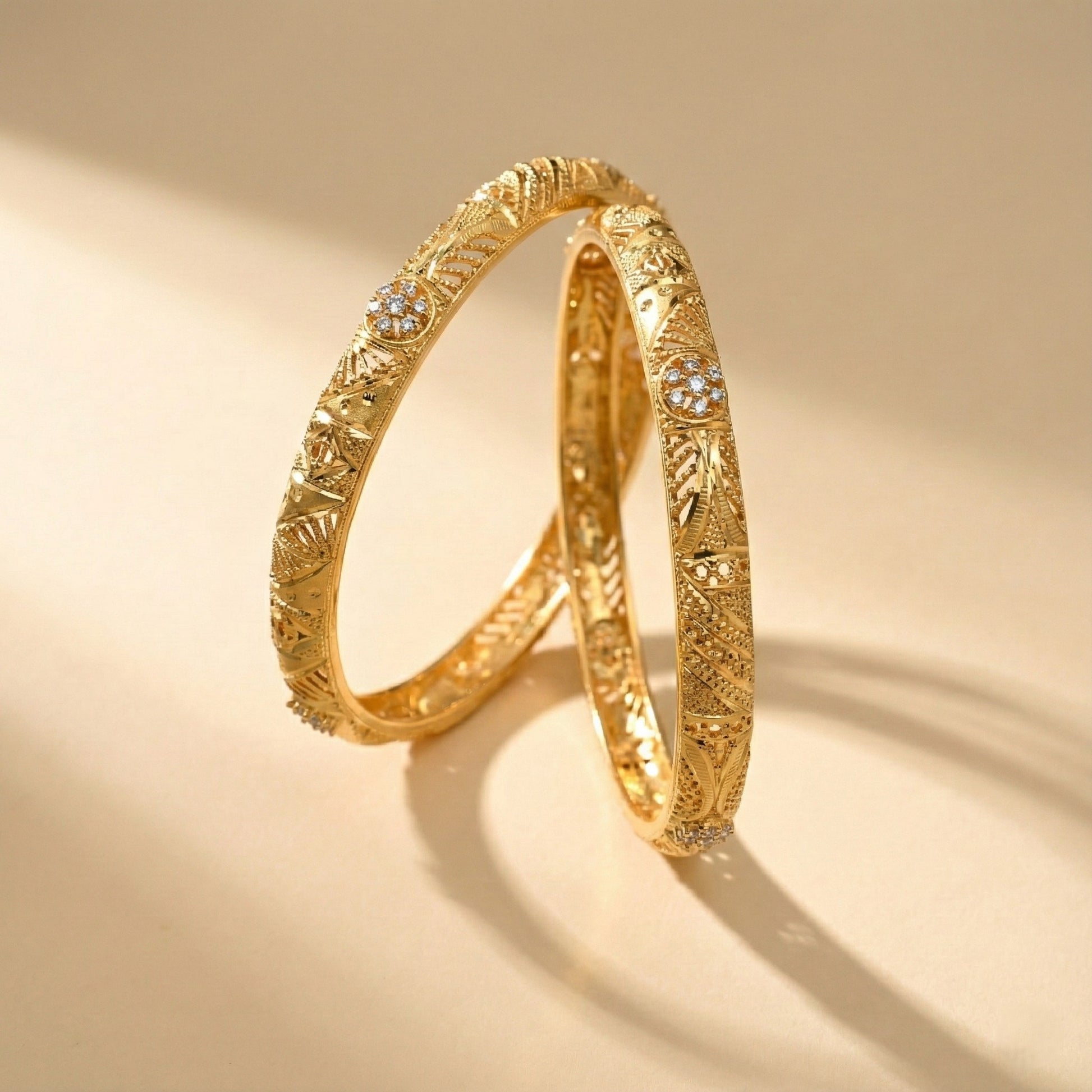Zarivra Curved Engraved Bangles in Silver 925 (Gold Polished)