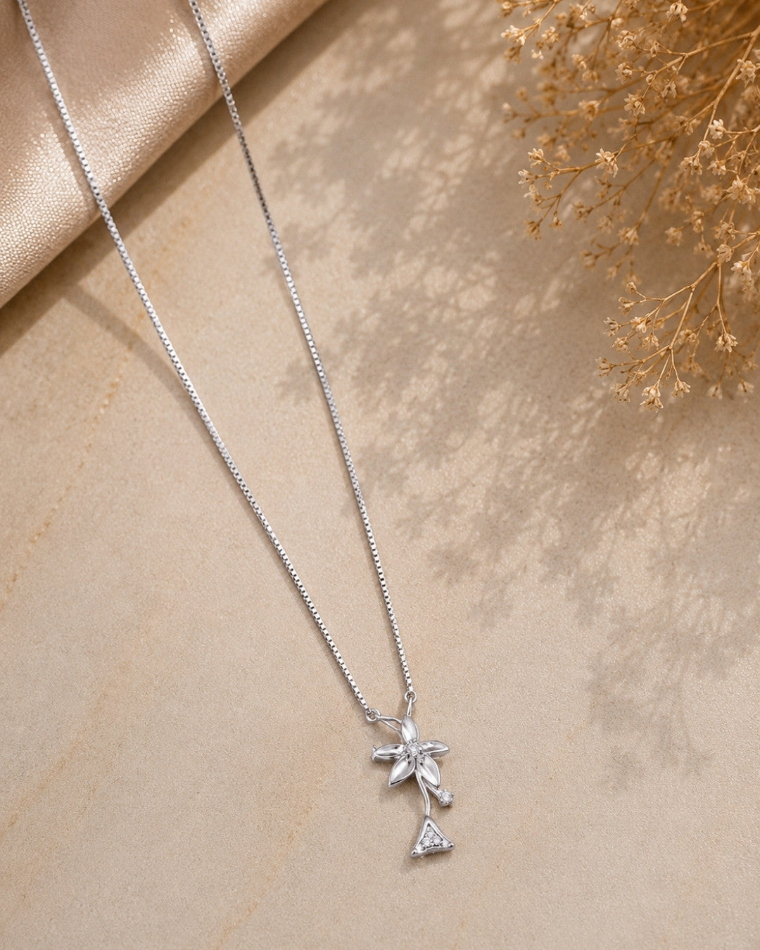 Modern Botanical Drop Silver 925 Necklace