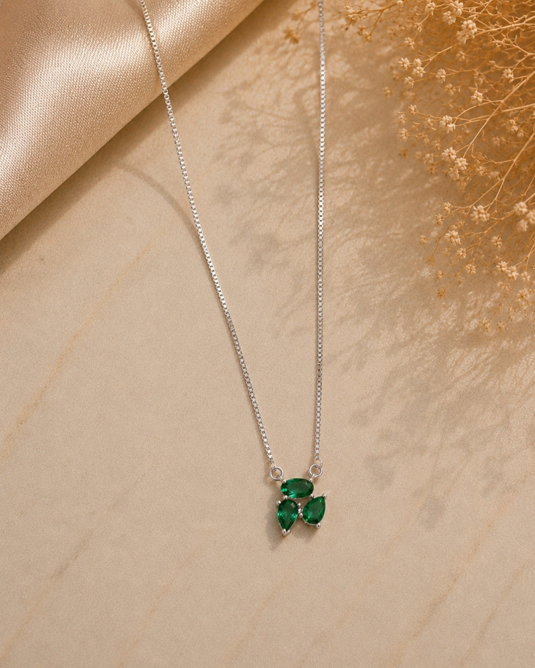 Emerald Trio Silver 925 Necklace