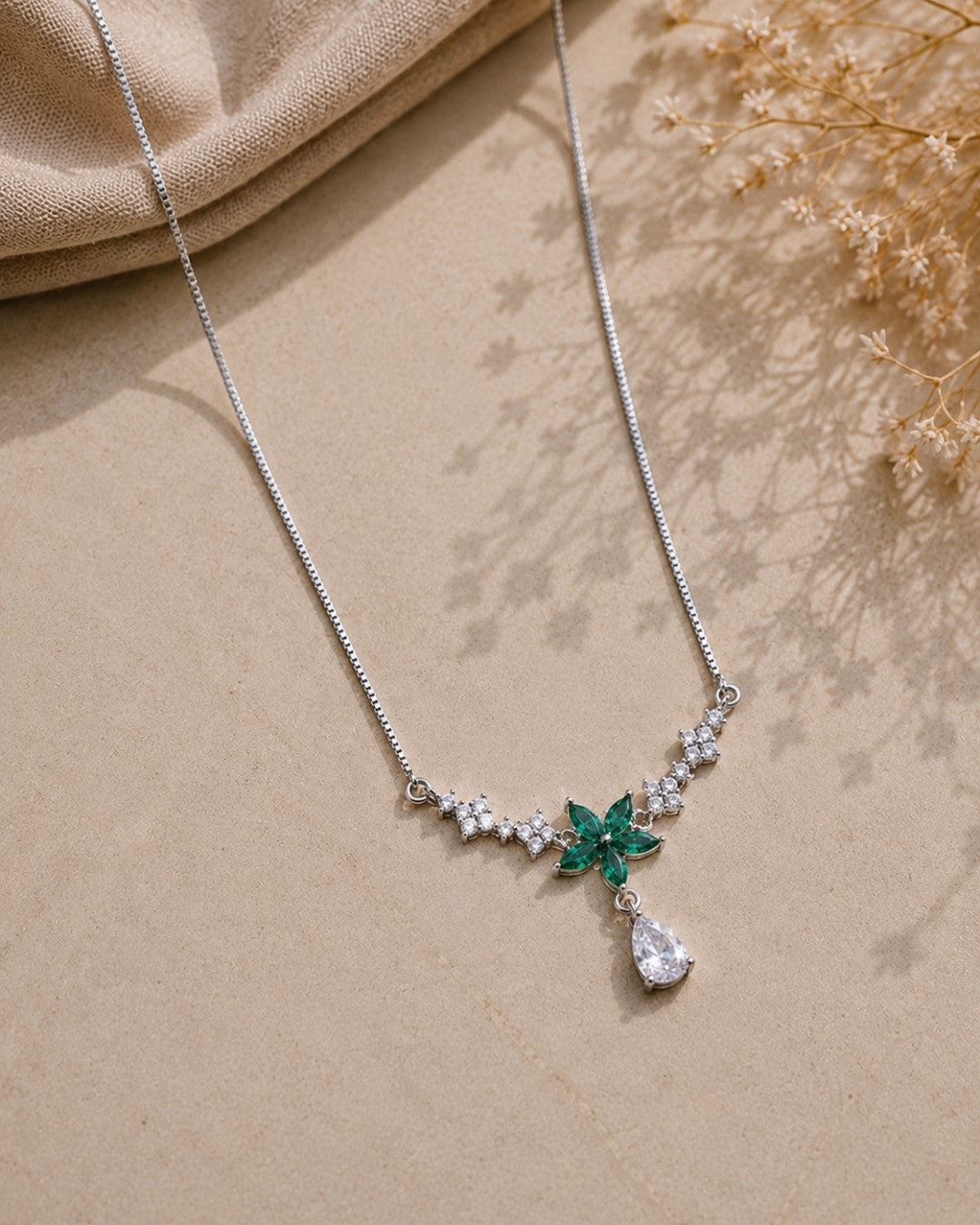 Emerald Floral Drop Silver 925 Necklace