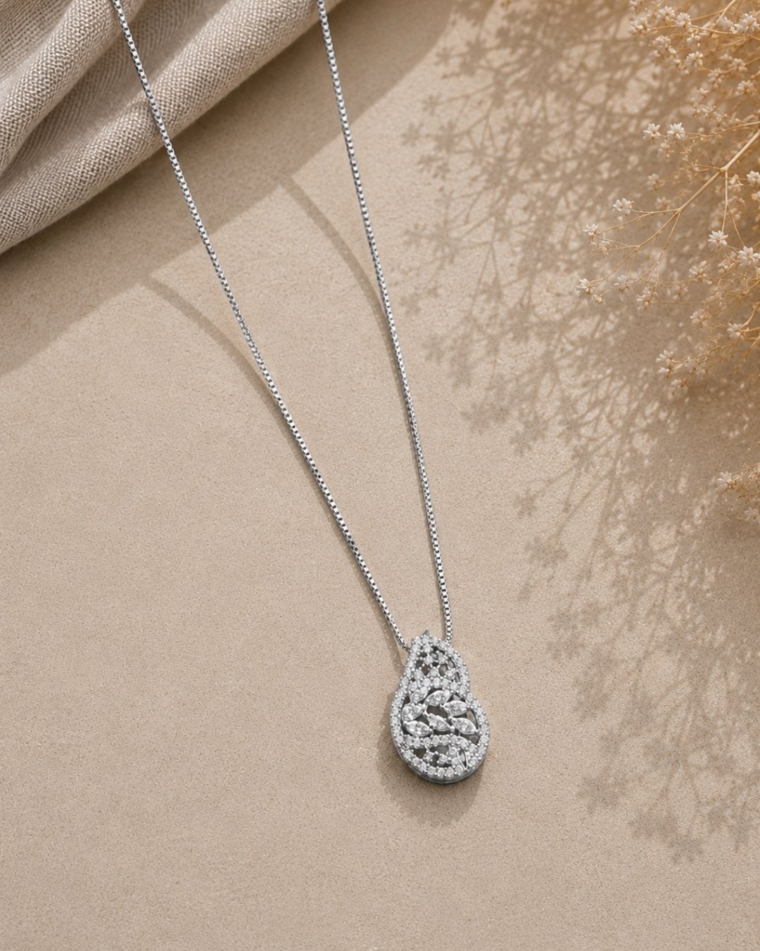 Filigree Teardrop Silver 925 Necklace