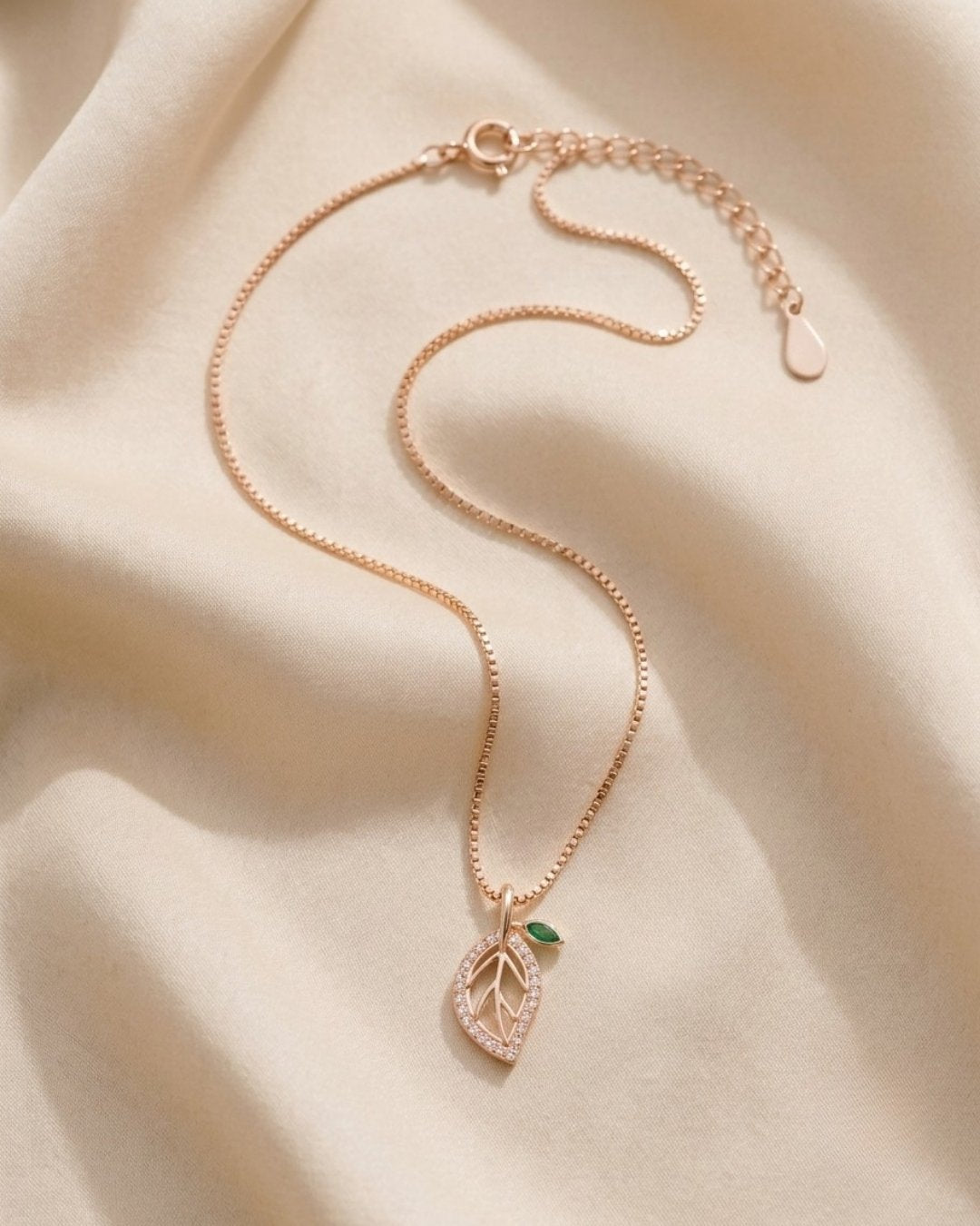 Emerald Accent Leaf Rose Gold Silver 925 Necklace
