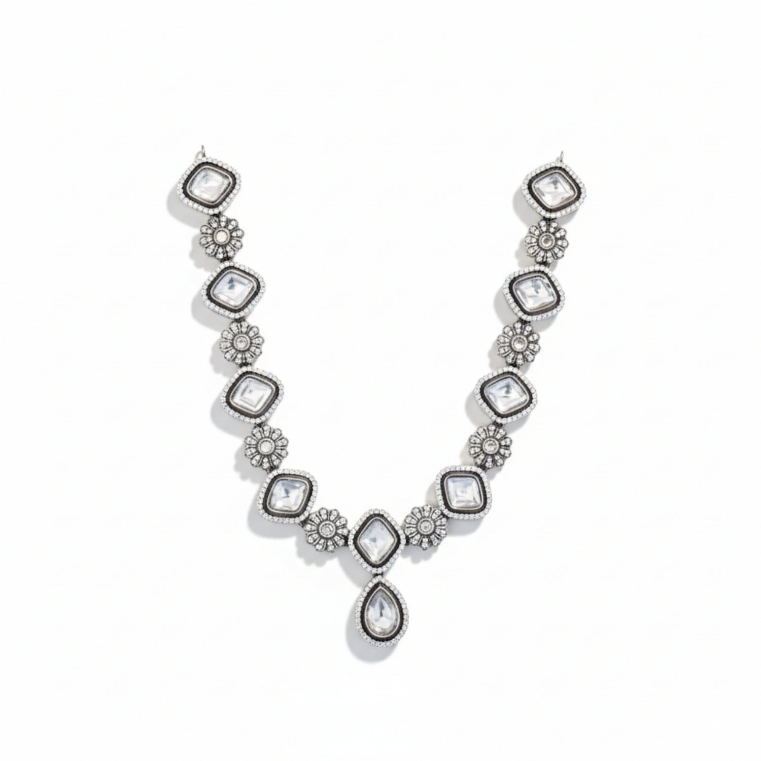 Pushpashree Polki Necklace in Silver 925