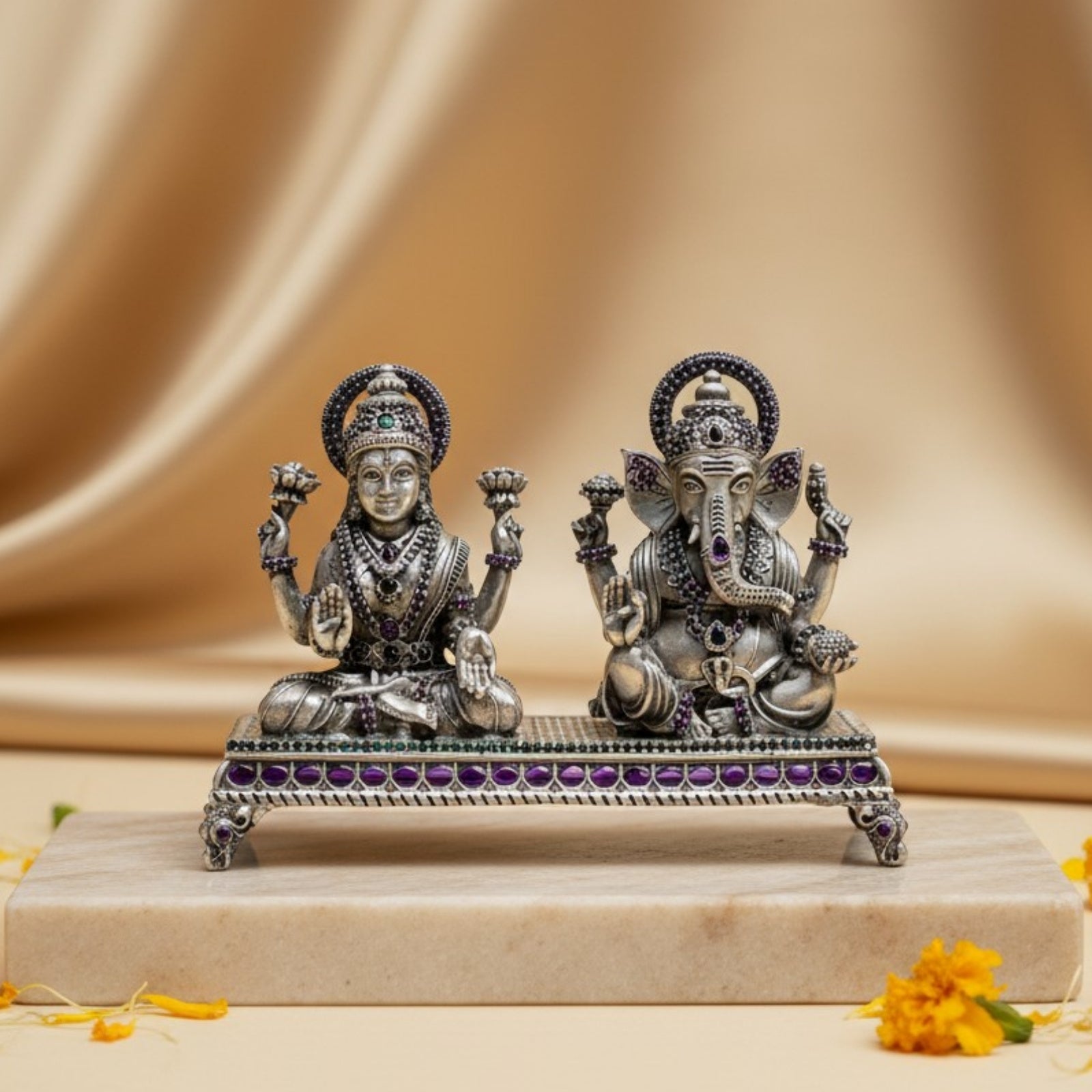 Paata Ganesha Lakshmi Silver 925 Idol