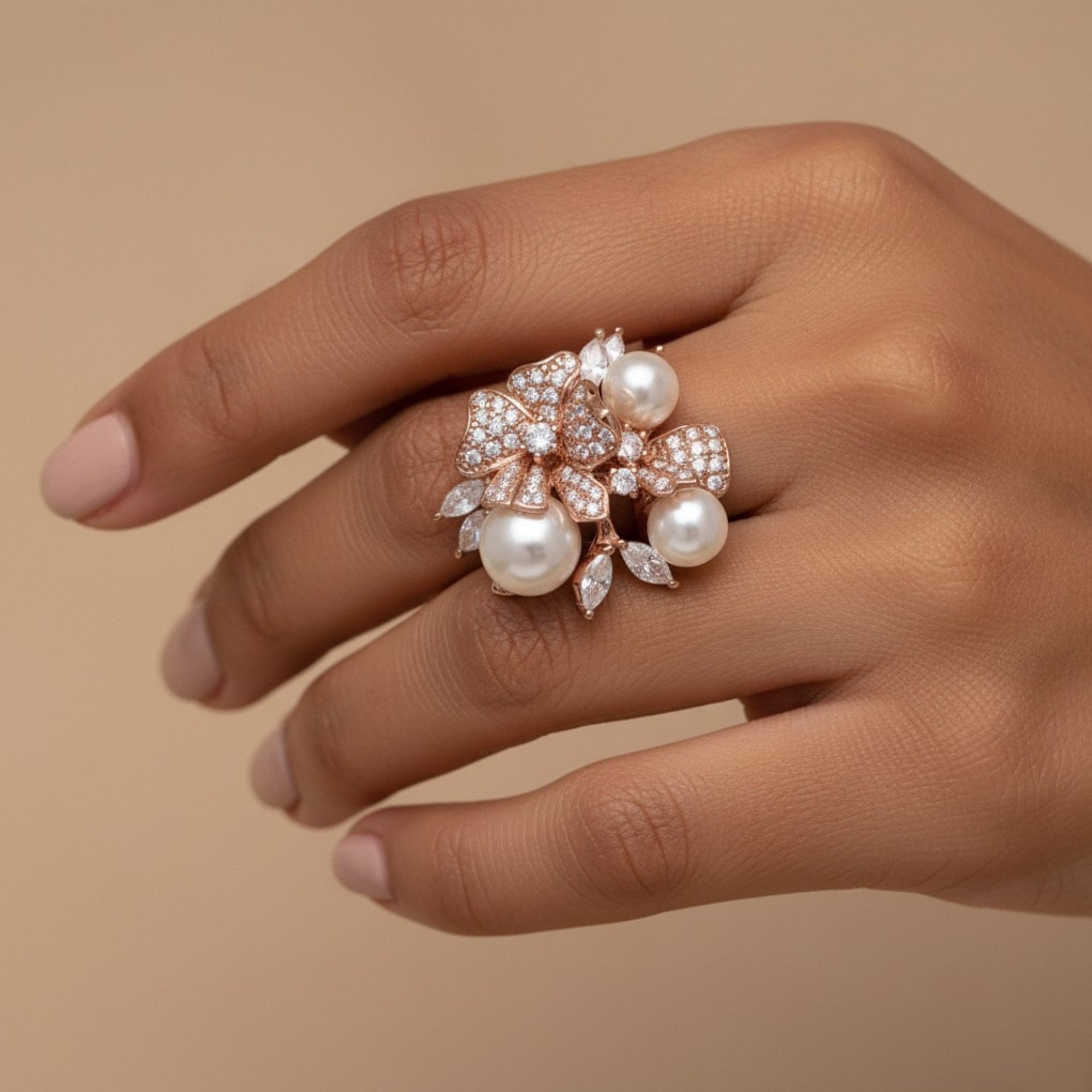 Eternal Royale Ring – Pure Silver 925 with Pearl & Stone Detailing
