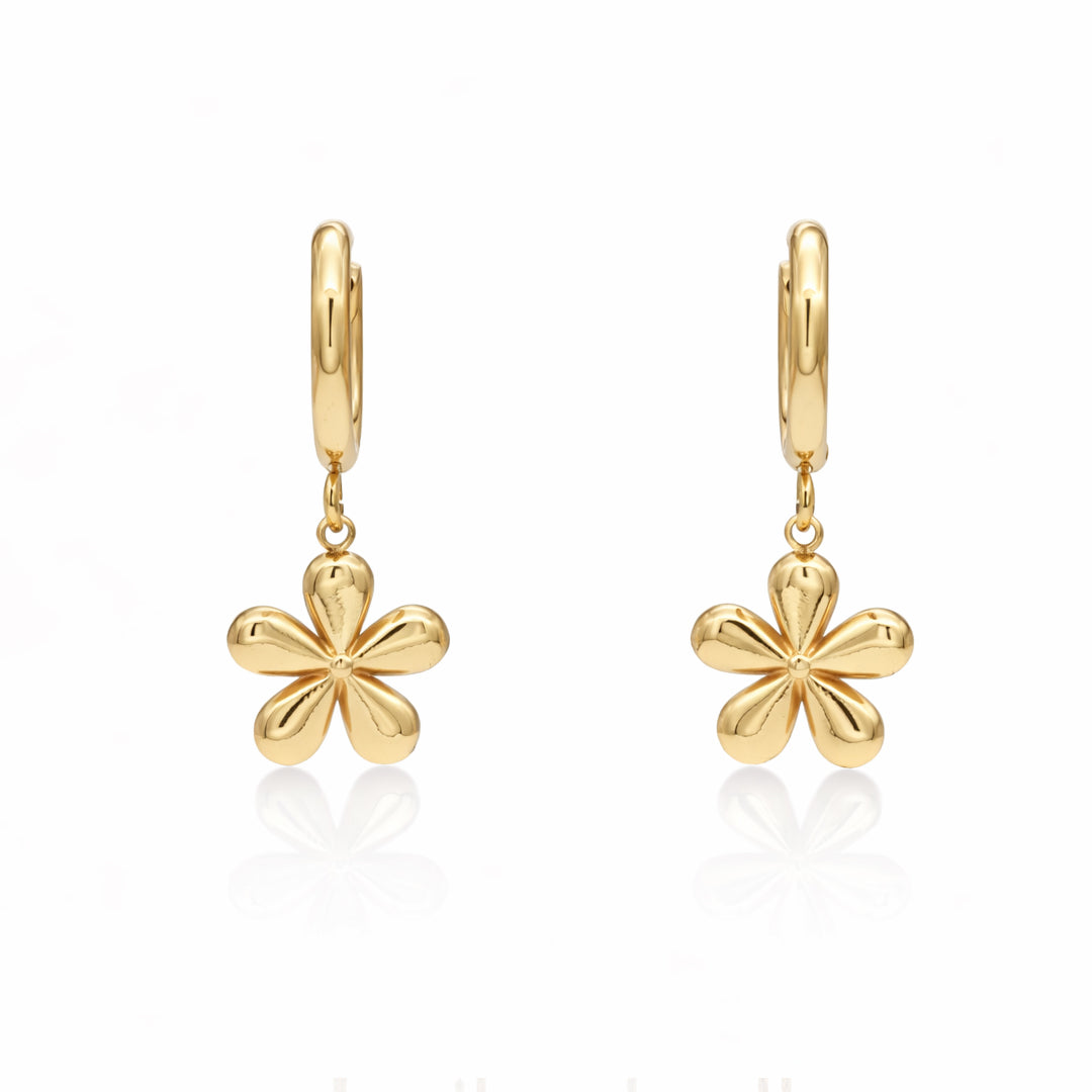 Puffy Daisy Gold Plated Earrings