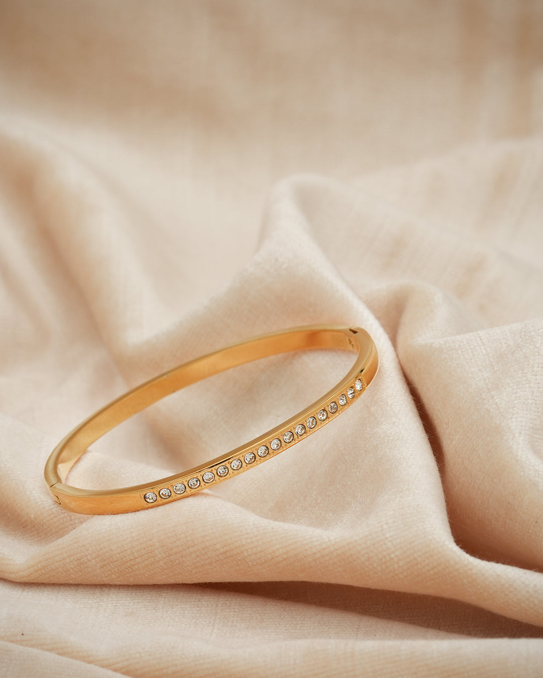Crystal Bar Slim Gold Plated Kada