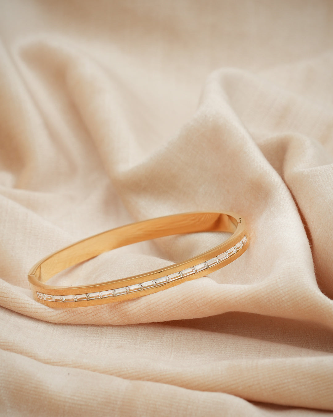 Baguette Channel Line Gold Plated Kada