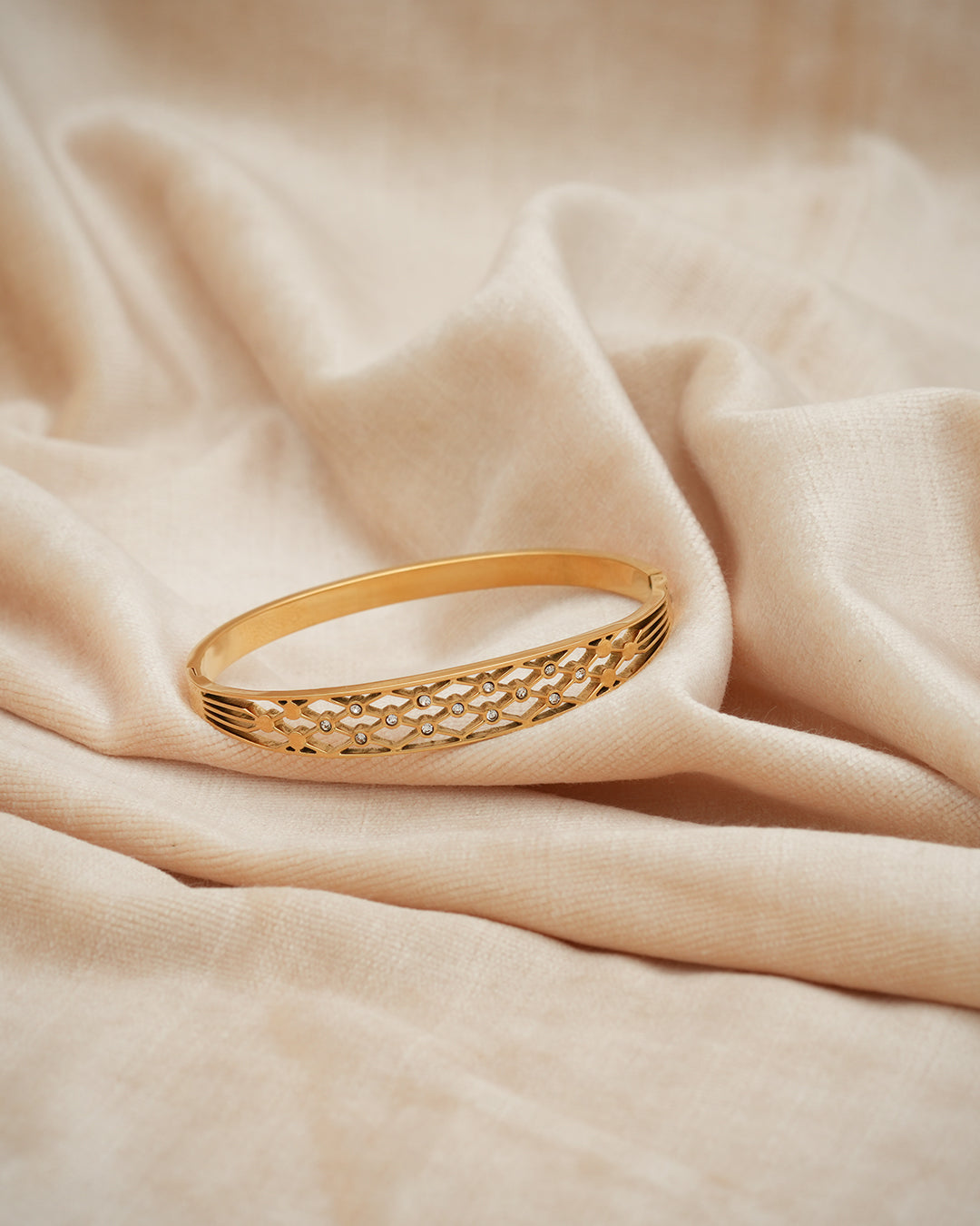 Lattice Dream Crystal-Accented Gold Plated Kada