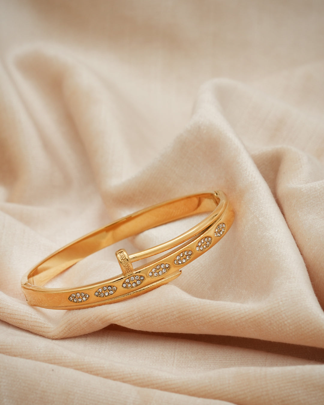 Nail Bypass Marquise Crystal Gold Plated Kada