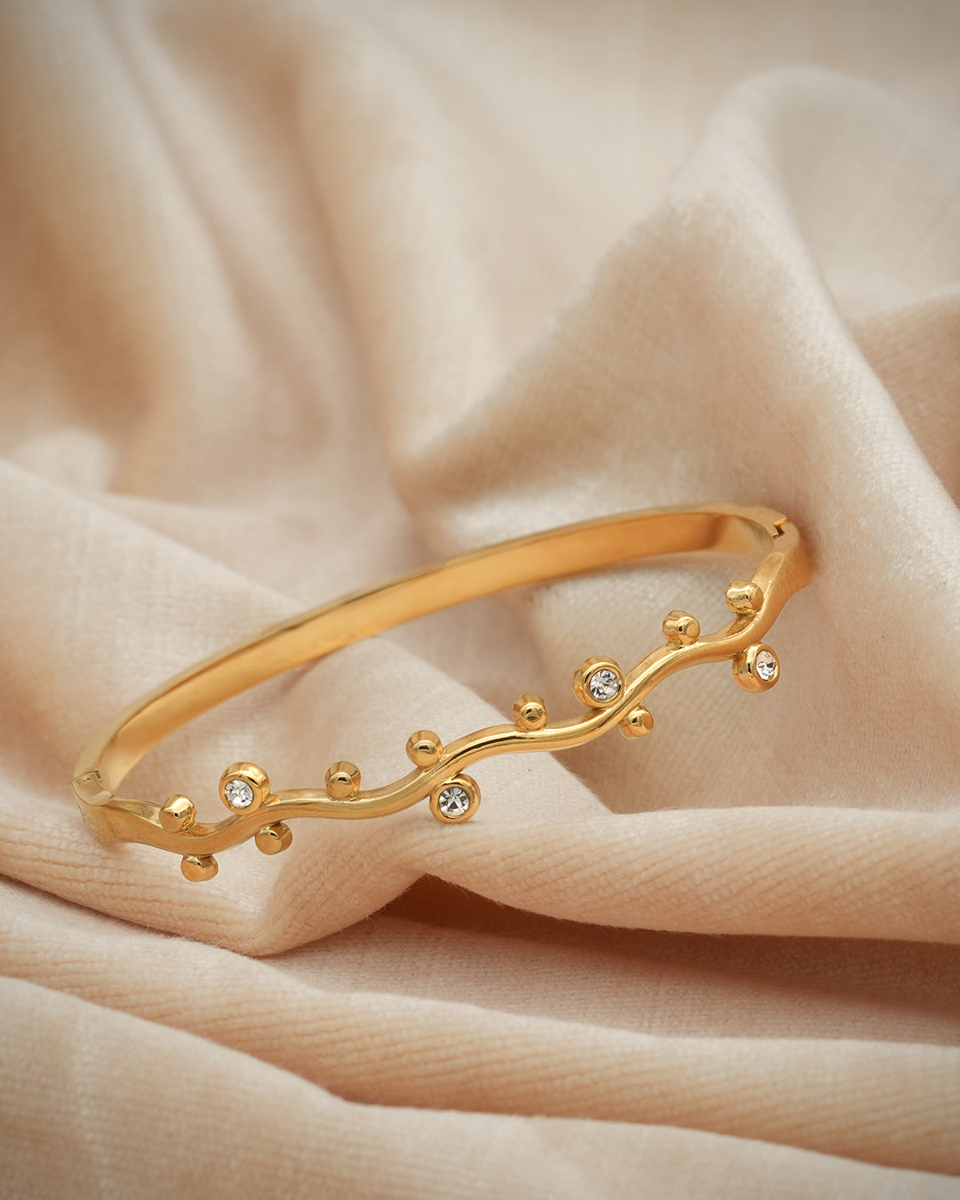 Dewdrop Vine Crystal Gold Plated Kada