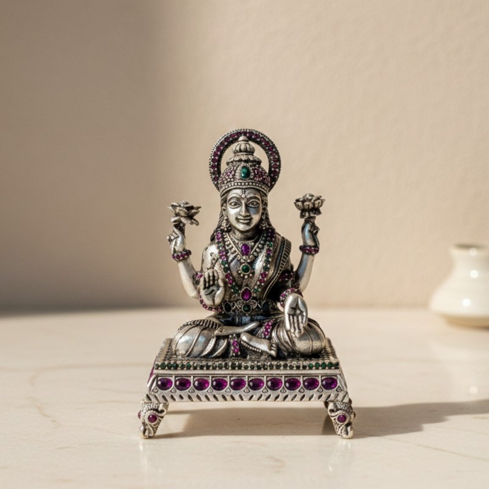 Paata Maa Lakshmi Idol in 925 Silver